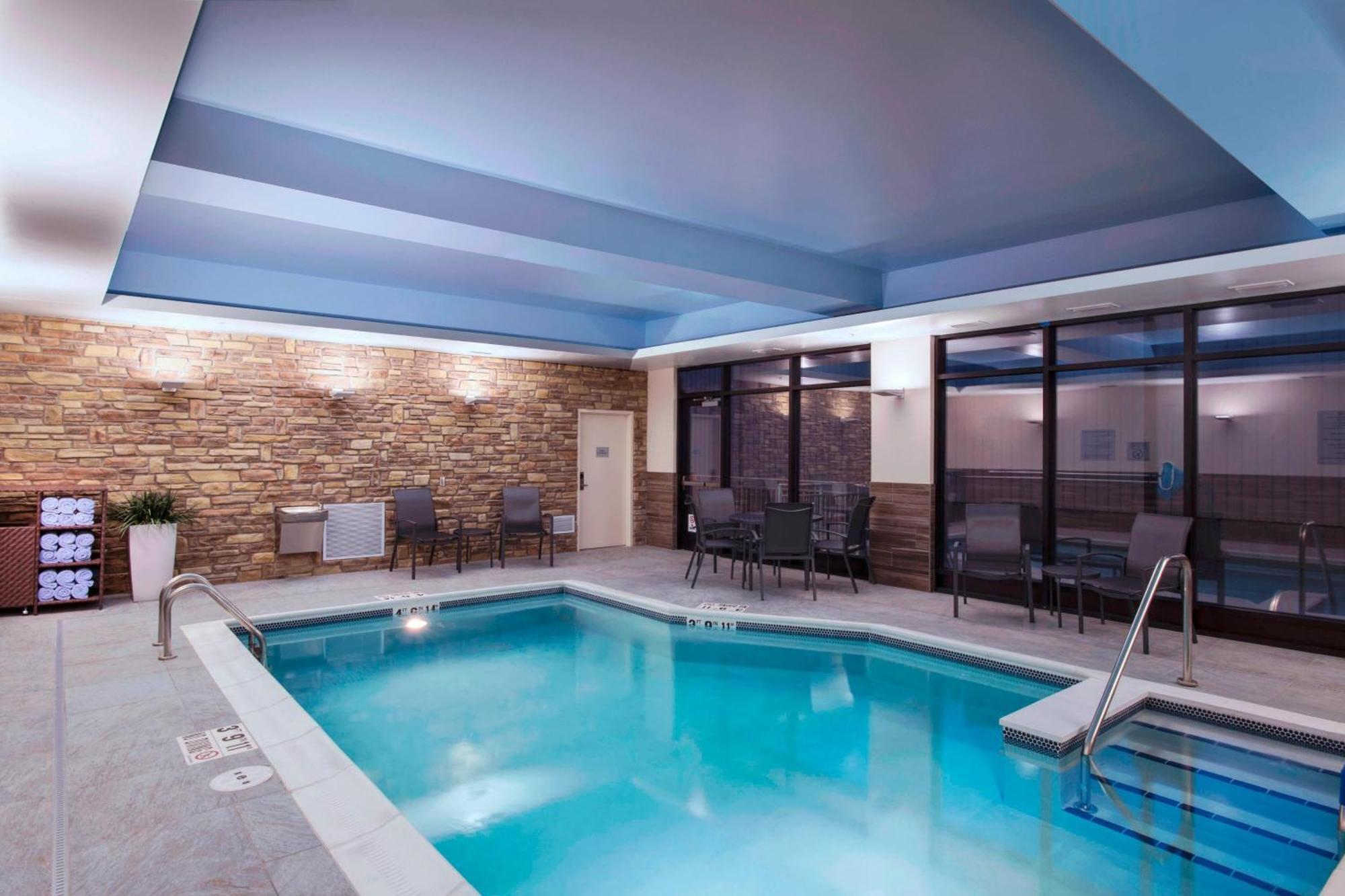 Fairfield Inn & Suites By Marriott La Crosse Downtown Exteriör bild